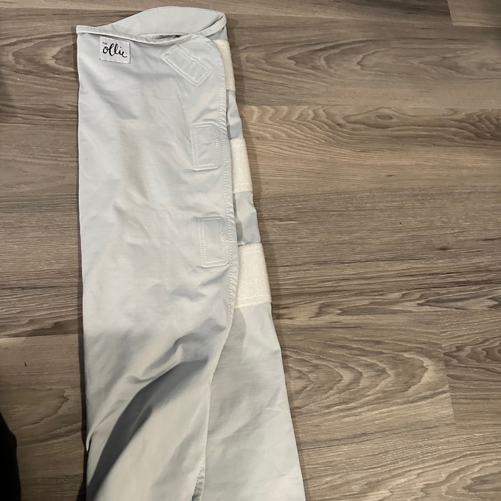 Ollie swaddle light grey